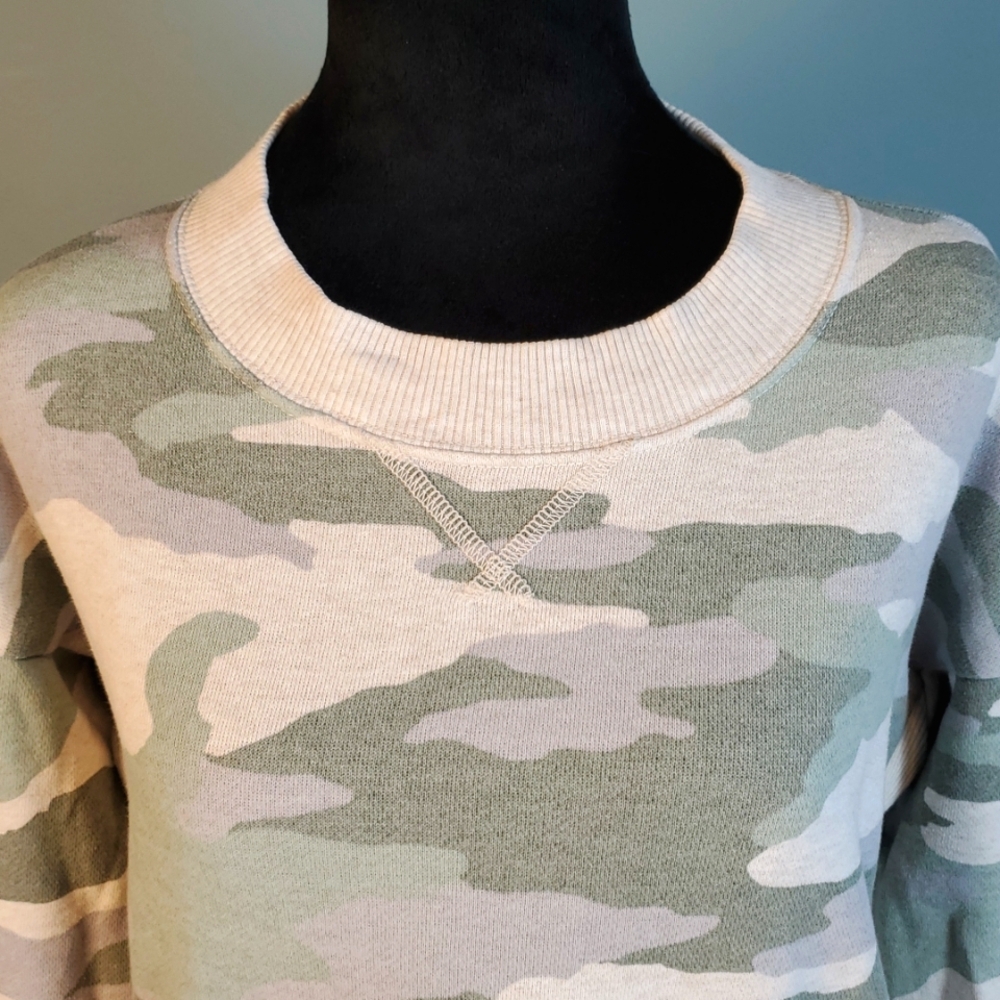 Aerie Light Camo Oversized Sweatshirt XS - Picture 2 of 16